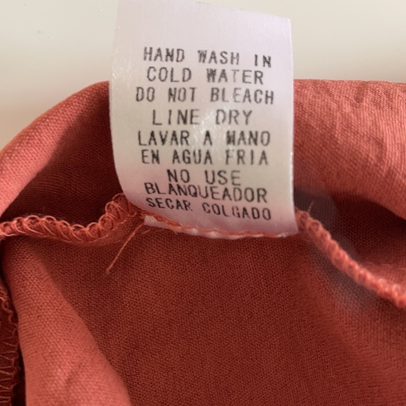 Floral Embroidered High-Waist Shorts by Entro - Picture 6 of 7